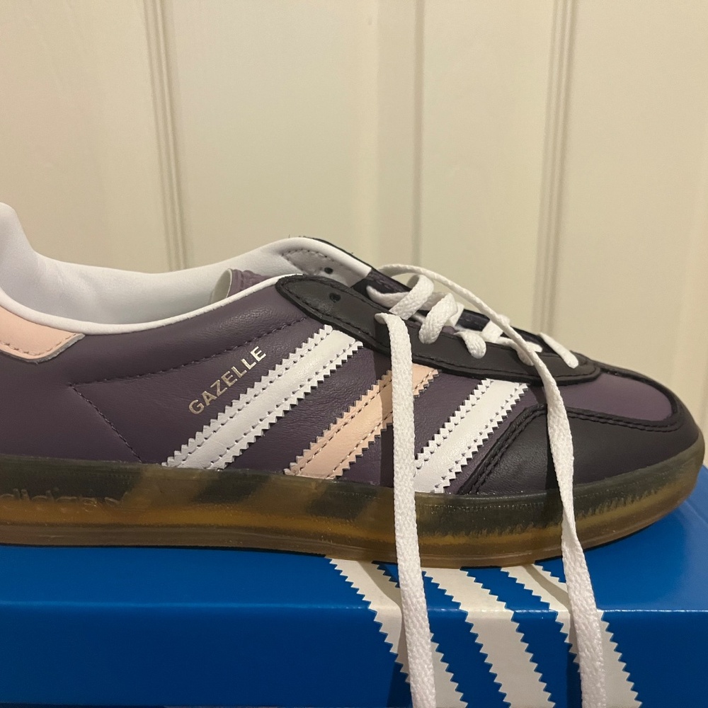 NEW Adidas Gazelle Indoor sneakers size 5.5 - Picture 8 of 9